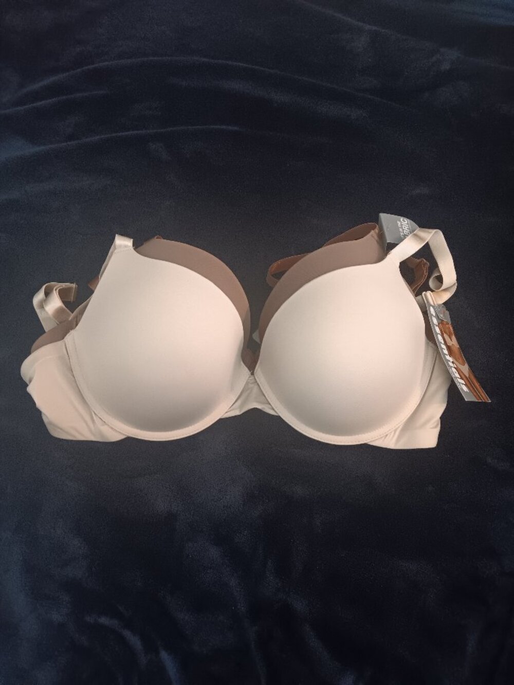 Essentials flexible fit push up bras 38C NEW 2 Pack